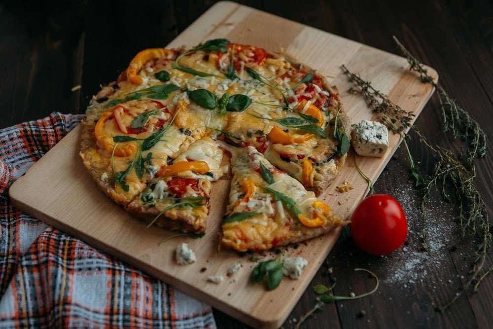 Пицца без муки в духовке рецепт с фото